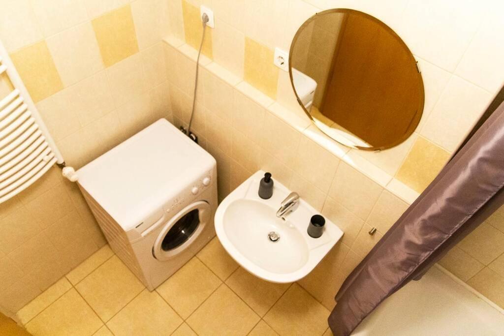 VIP Mini Resort Budapest Esterno foto