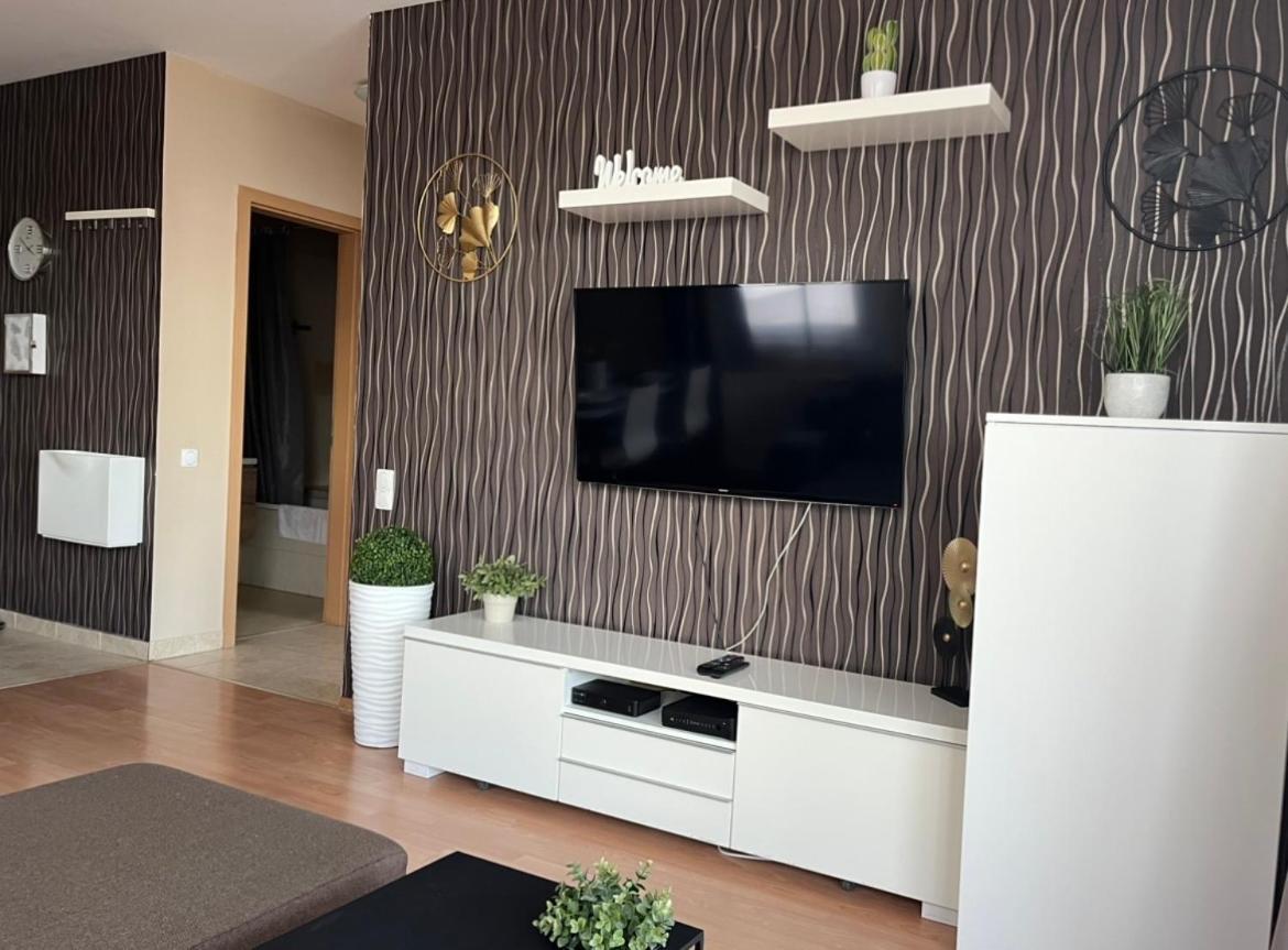 VIP Mini Resort Budapest Esterno foto